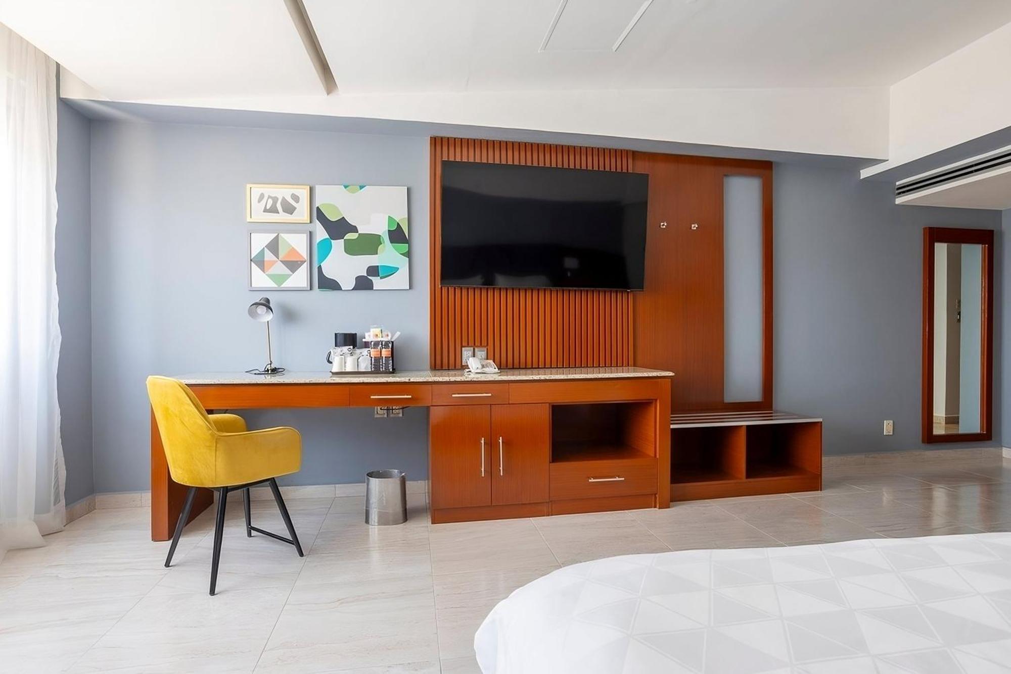 Holiday Inn Puebla Finsa By Ihg Eksteriør bilde