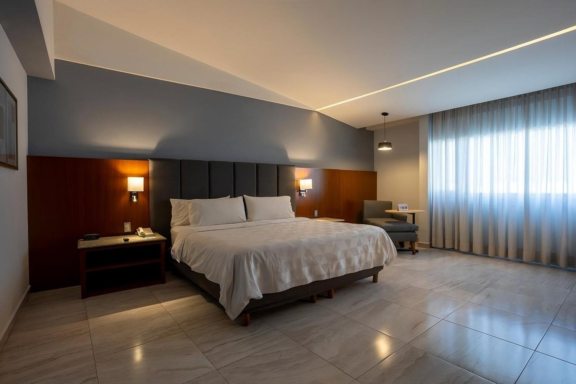 Holiday Inn Puebla Finsa By Ihg Eksteriør bilde