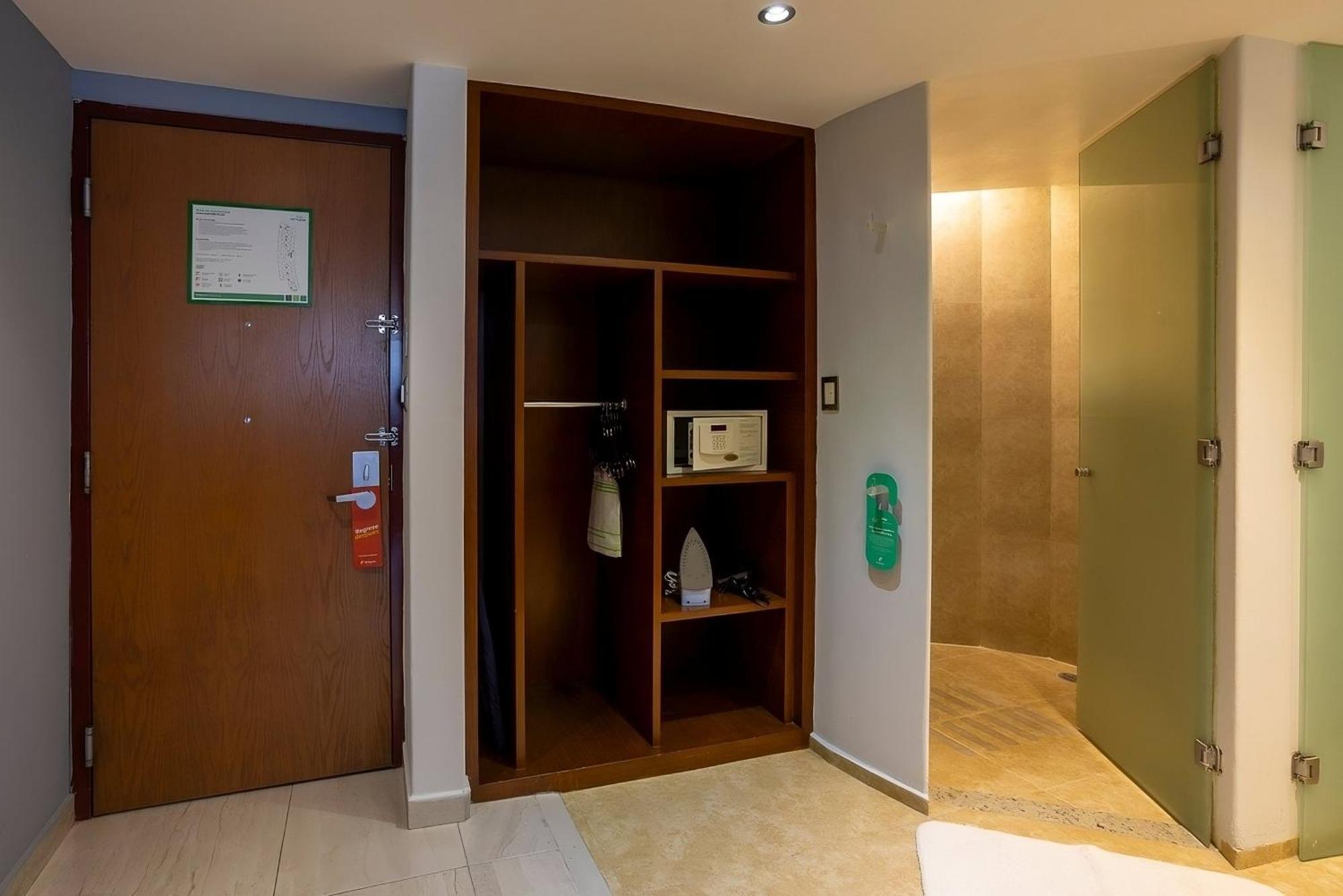 Holiday Inn Puebla Finsa By Ihg Eksteriør bilde