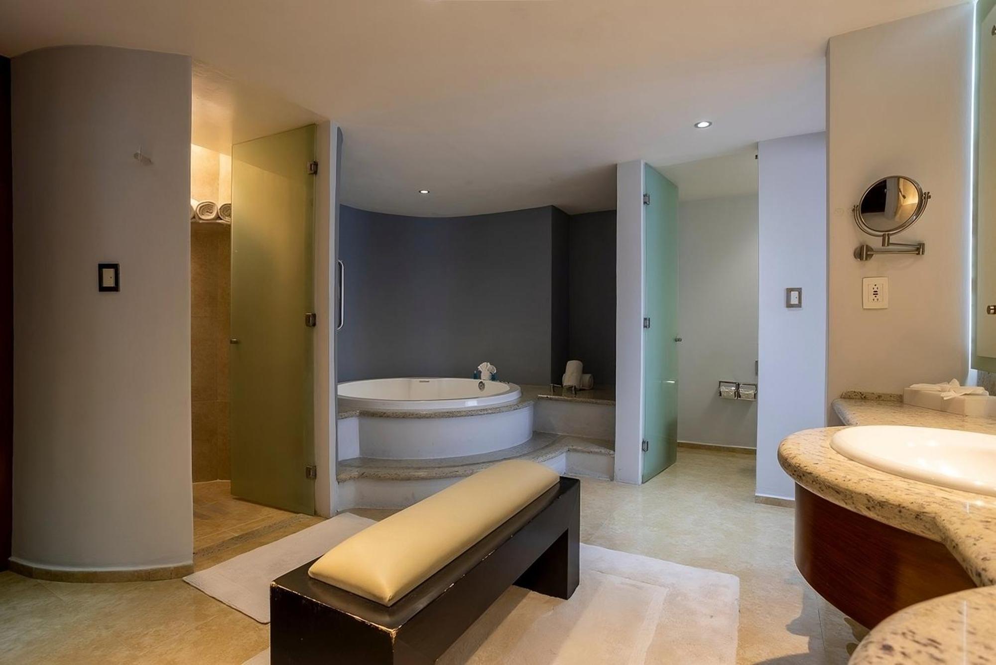 Holiday Inn Puebla Finsa By Ihg Eksteriør bilde