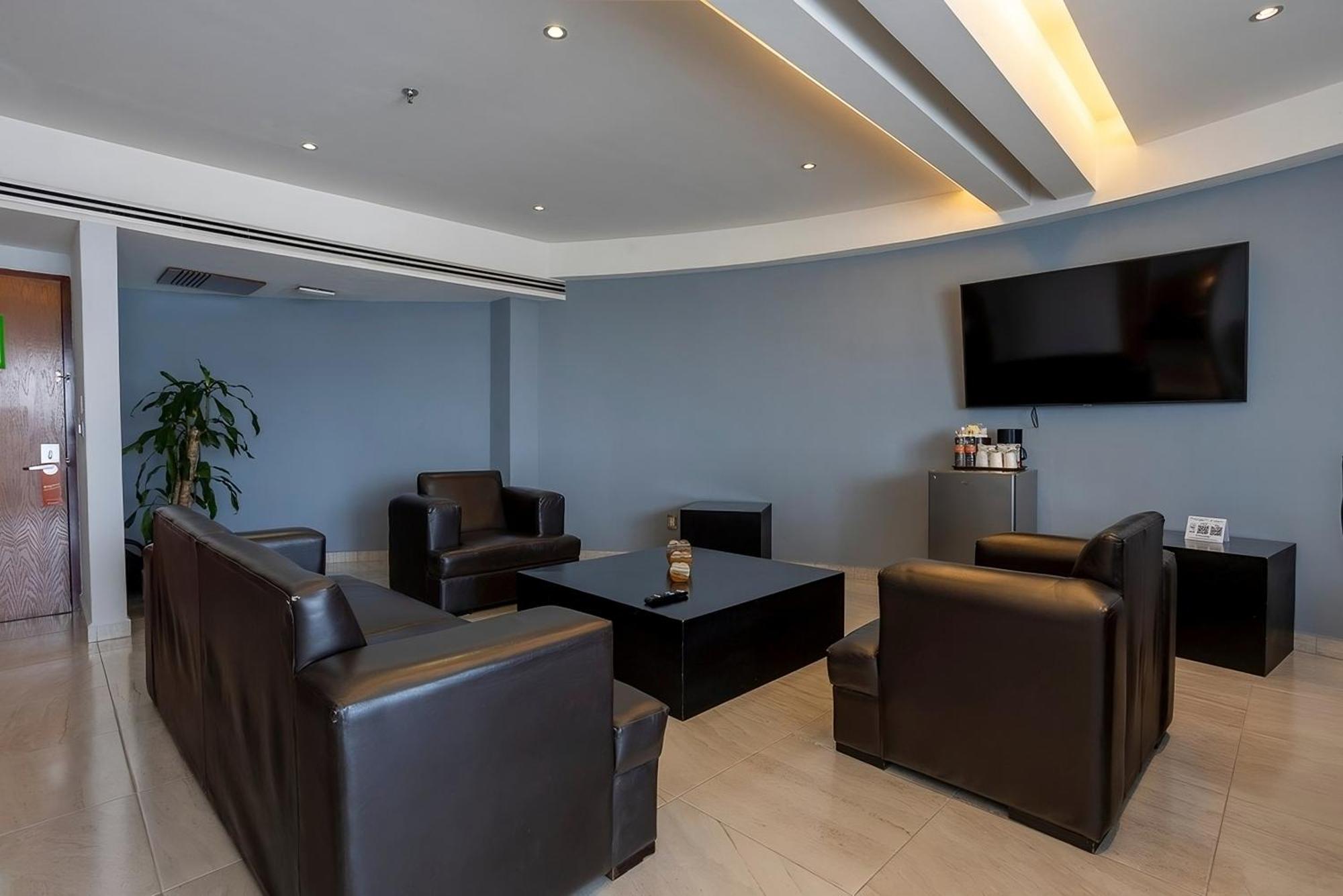 Holiday Inn Puebla Finsa By Ihg Eksteriør bilde